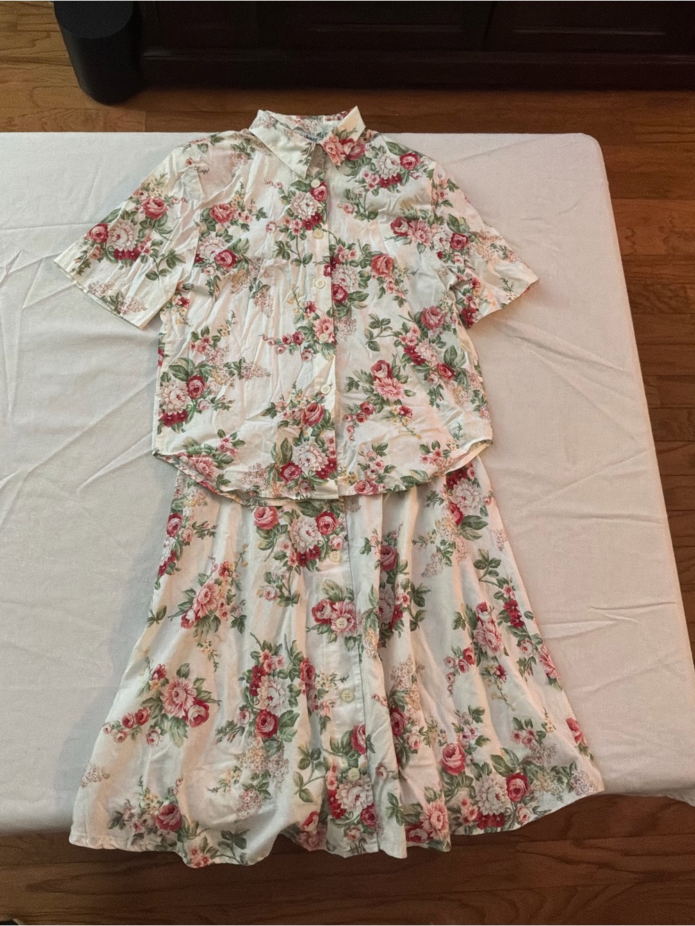 ******* Floral A-Line Matching Skirt Set in White and Pink b5 *******